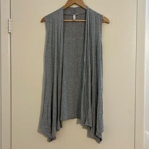 Popana Made in USA‎ over vest Dressy gray heather Drapy